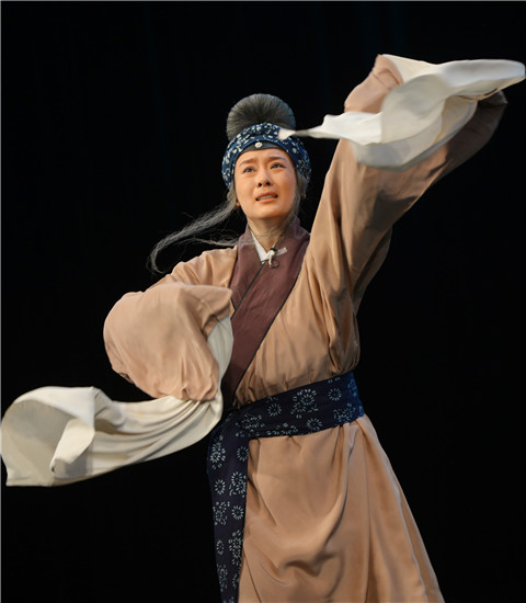 特雷杨独挑大梁演绎逆袭传奇(剑风传奇黄金时代牛头人哪一集)