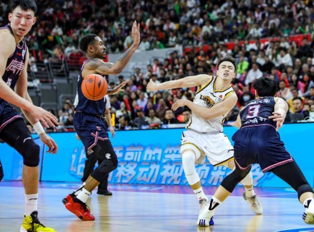 韩德君17+14辽宁险胜宁波原帅20分山西胜上海