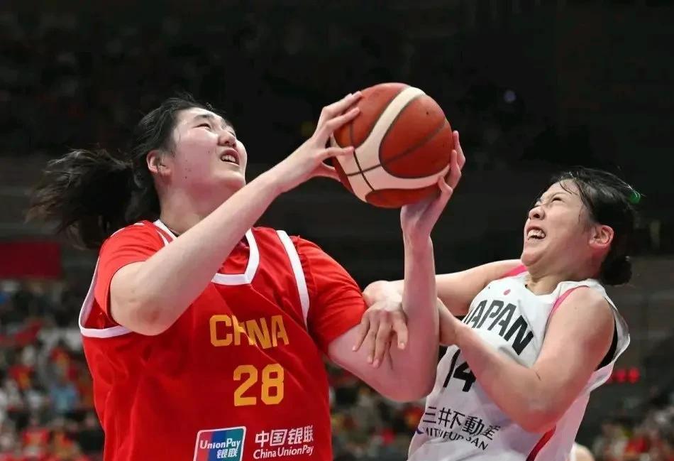 女篮亚洲杯-张子宇8中8中国擒韩国2连胜的简单介绍